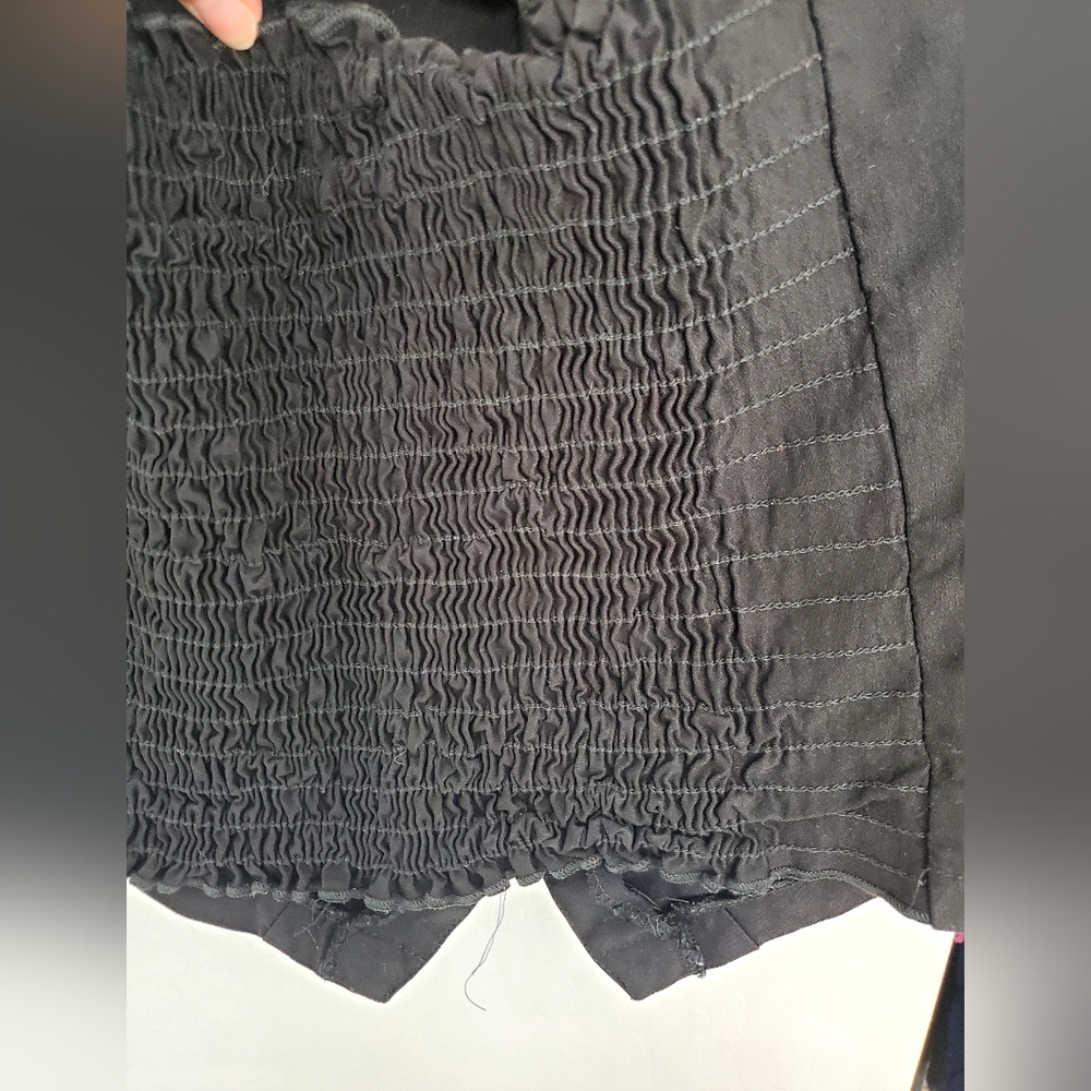 CUTE BLACK VEST - Picture 3 of 4